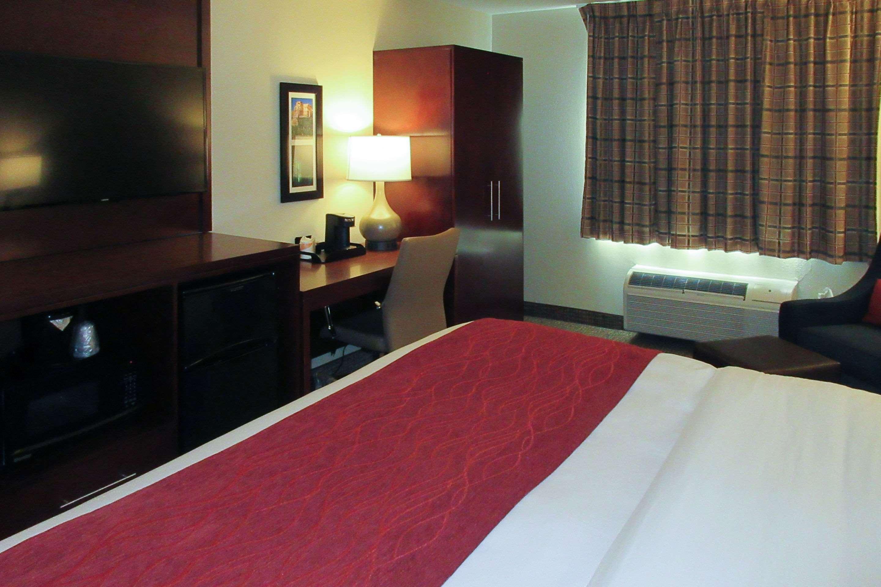 Comfort Inn Bonner Springs Kansas City Экстерьер фото