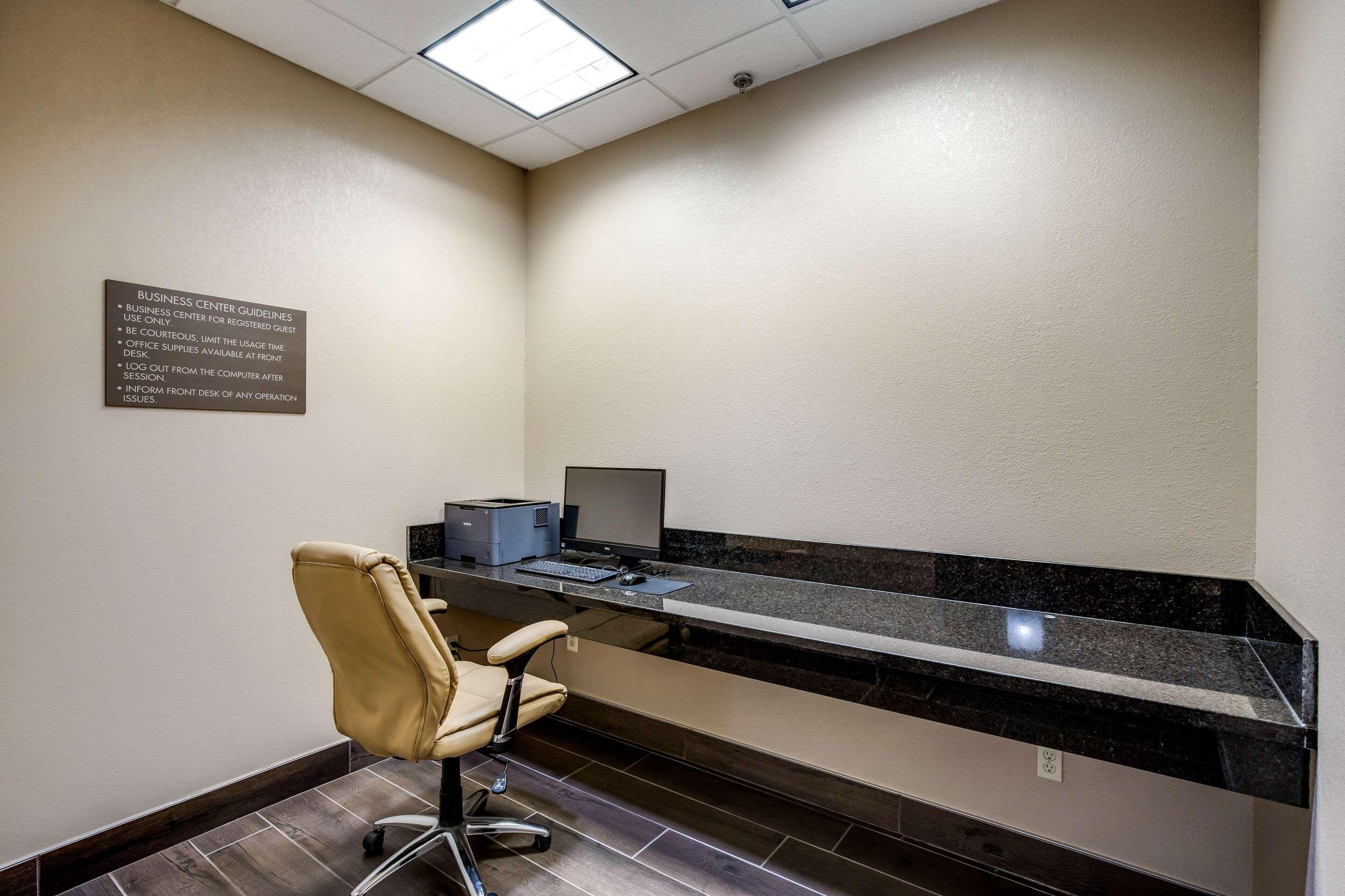 Comfort Inn Bonner Springs Kansas City Экстерьер фото