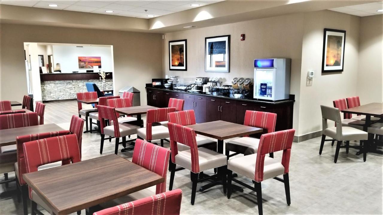 Comfort Inn Bonner Springs Kansas City Экстерьер фото